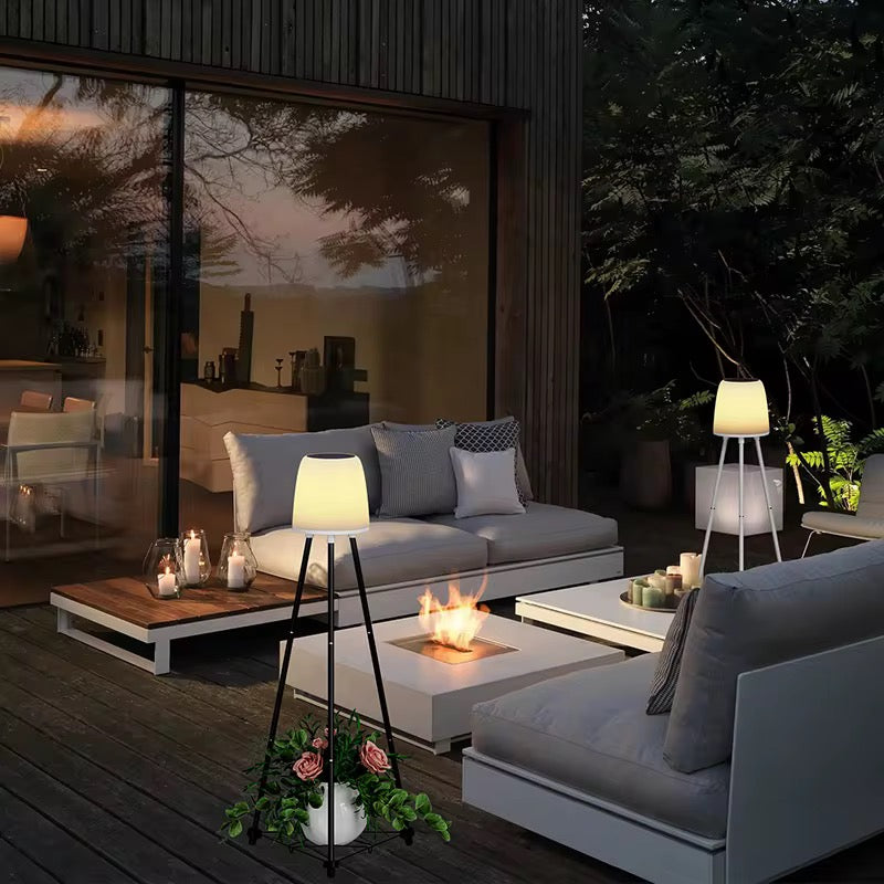 Lampa solara Laos pentru iluminat exterior cat si interior cu lumina calda 3000K cat si RGB