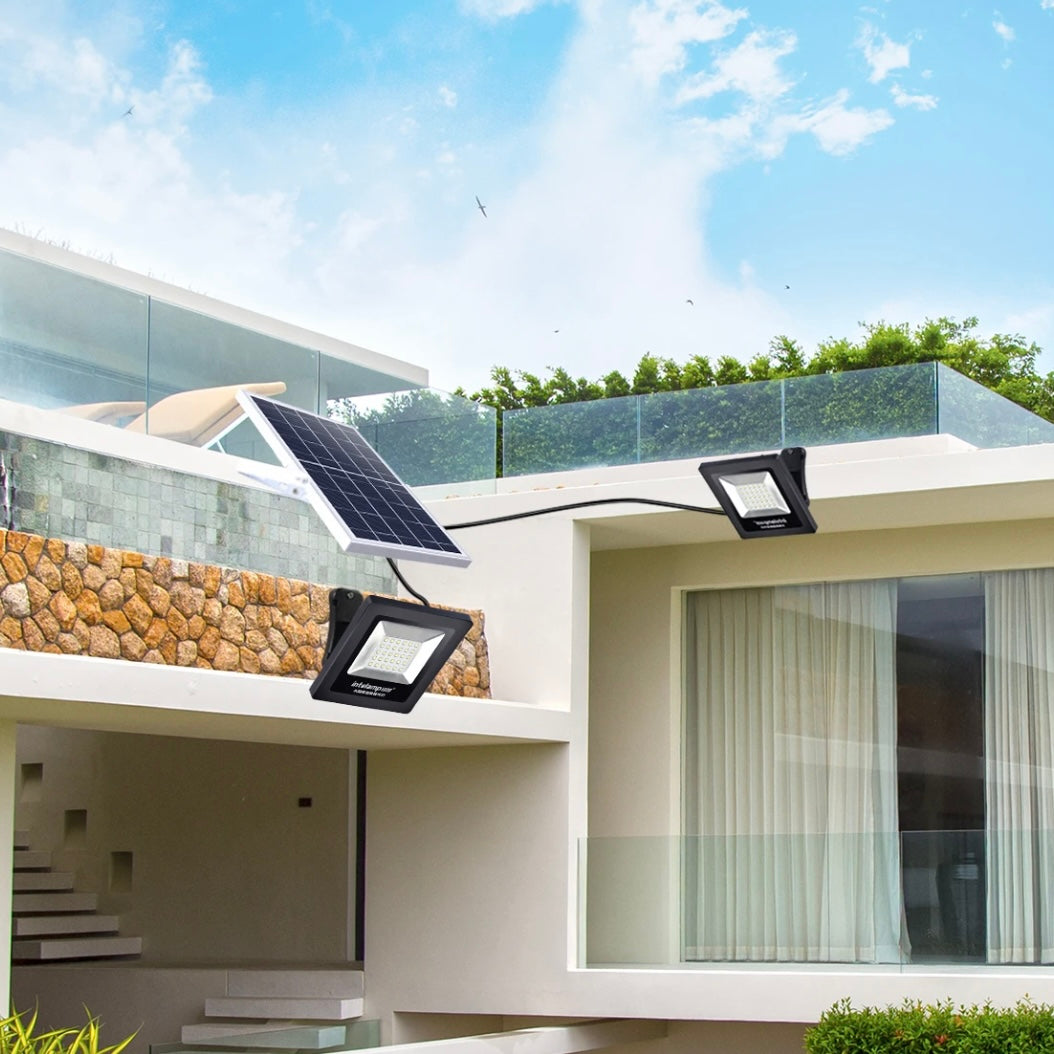 Set 2 proiectoare solare Pacoa cu lumina alba(5000-6000k)