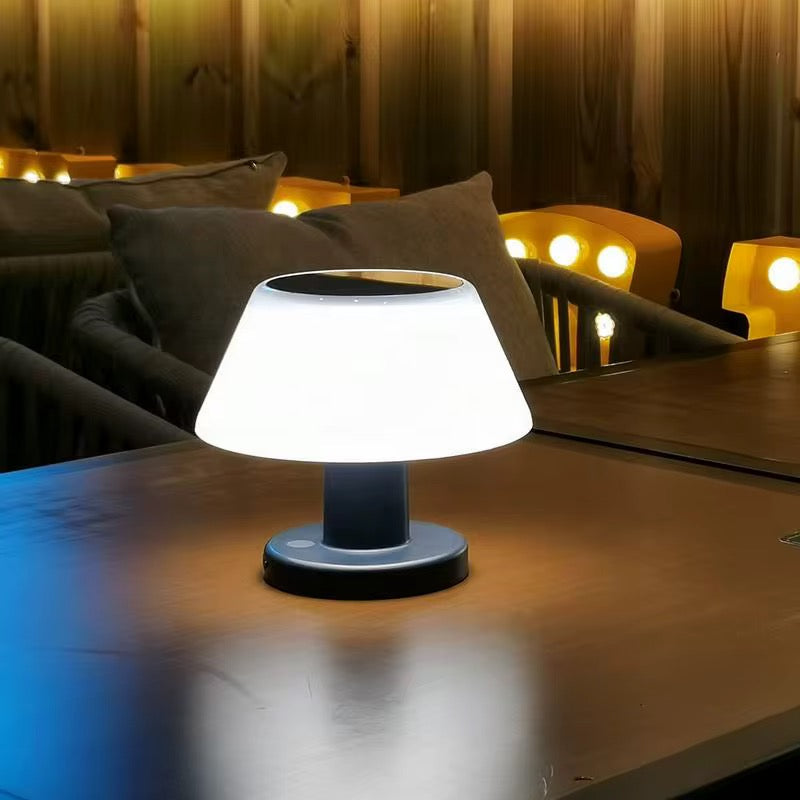 Veioza solara pentru terase si gradini Ventura cu lumina rece/5000K